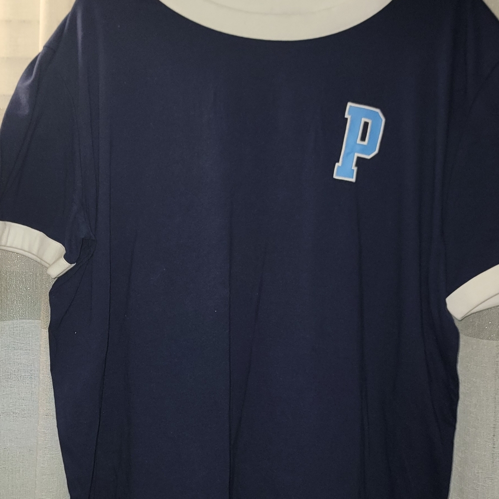 Ladies short sleeve shirt from Victoria secret